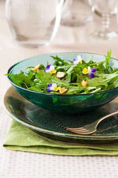 mizuna salad with peanuts