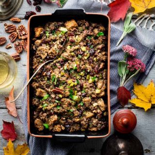 This Cranberry Sausage Stuffing recipe is a delicious and healthy make ahead classic side dish perfect for your Thanksgiving and Holiday table! | Healthy Seasonal Recipes | Katie Webster #Thanksgivingrecipe #sidedish #stuffingrecipe