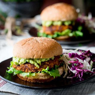 These Southwest Bean Burgers are savory and tender patties of goodness that will satisfy all of your vegetarian comfort food cravings! | Healthy Seasonal Recipes | Katie Webster