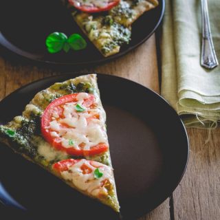 Yesterday I promised to bring you a vegetarian, family-friendly recipe for the grill, and here it is! It is a five-ingredient grilled pesto pizza that is ready in just 20 minutes! | Healthy Seasonal Recipes | Katie Webster